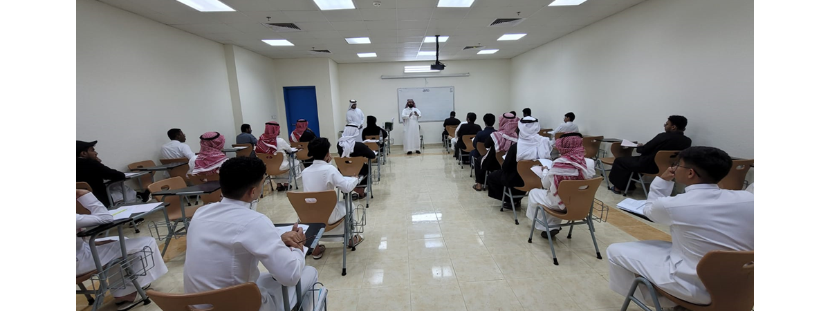 College Prepares Graduating Students for Jahiziya Exam with Comprehensive Pre-Test